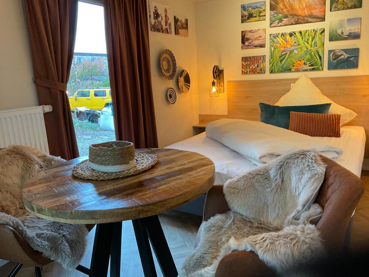 Zu Jeddelohs Bungalows & Apartments -Adult Friendly Gladenbach ภายนอก รูปภาพ